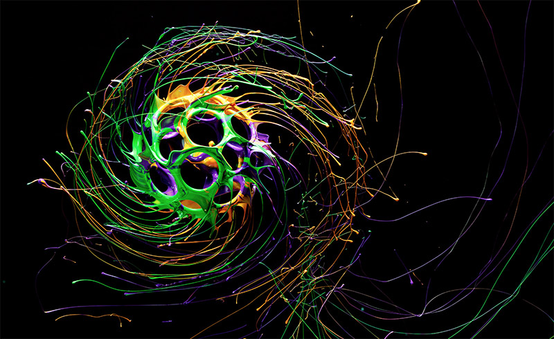 Illustration for article titled 10 Beautifully Creepy Photos That Turn Centrifugal Force Into Art